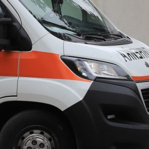 Петгодишно дете пострада в София, кола го удари след катастрофа