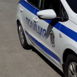 Пиян шофьор без книжка отнесе 6 паркирани коли в София